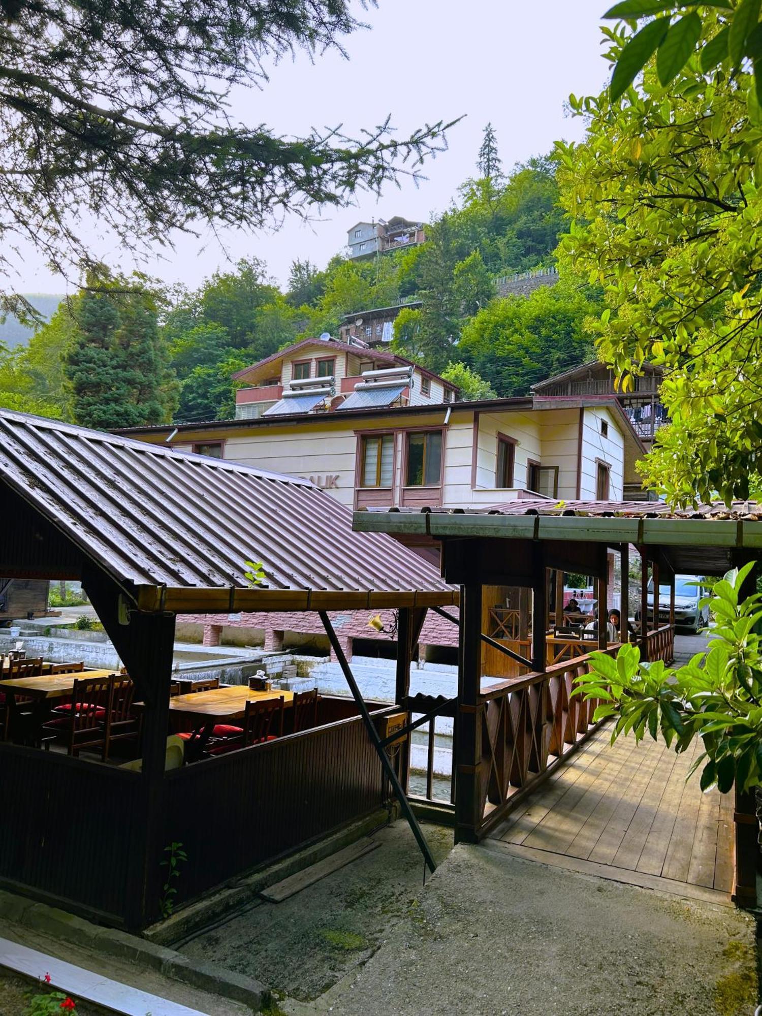 Isikli Kale Hotel Caykara Ngoại thất bức ảnh