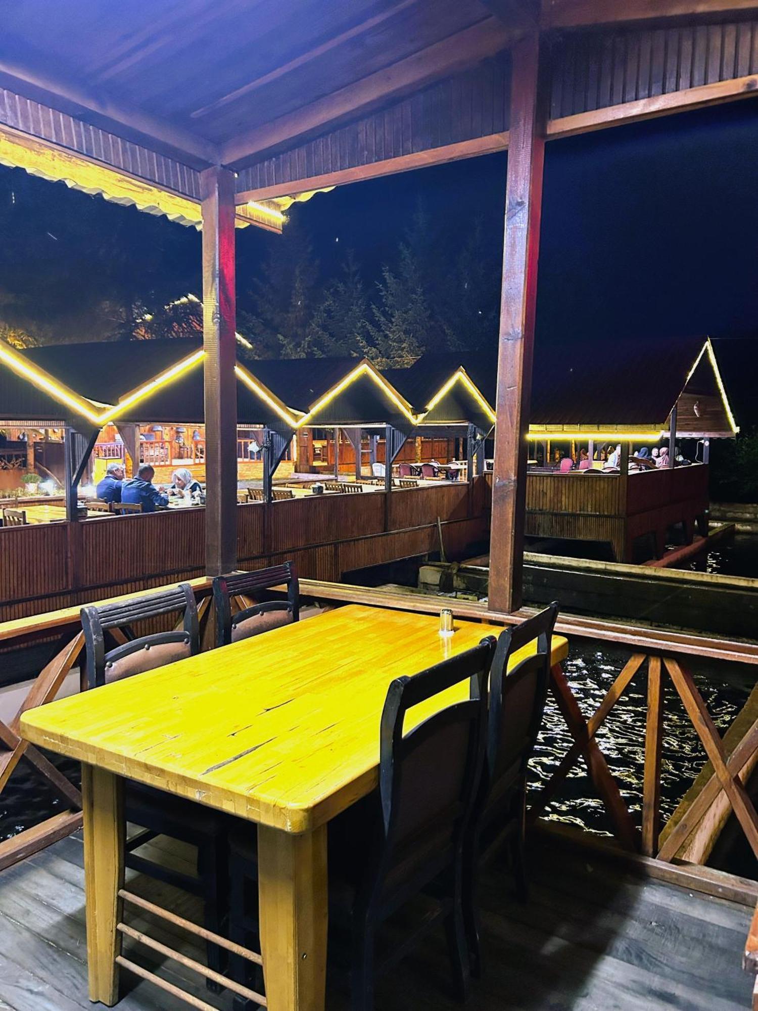 Isikli Kale Hotel Caykara Ngoại thất bức ảnh